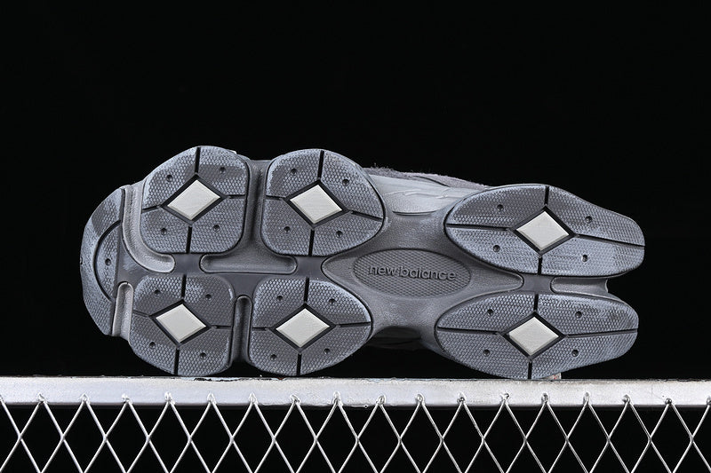 New Balance 9060 - Magnet