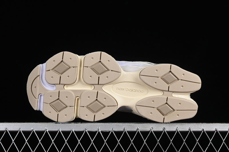 New Balance 9060 - Sea Salt/Brown