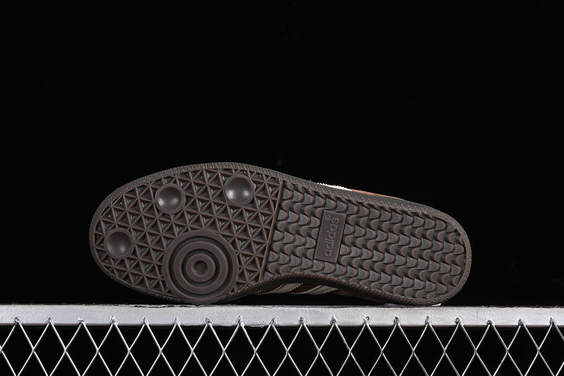 adidasUnisex Samba - Preloved Brown