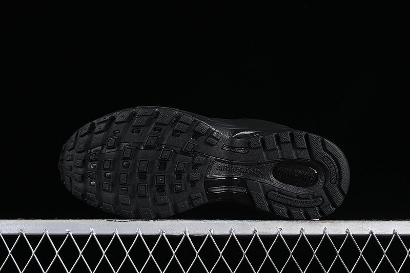 Comme des Garçons Homme Plus x NikeUnisex Air Pegasus 2K5 - Black