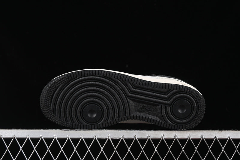 NikeUnisex Air Force 1 AF1 Low - White/Black