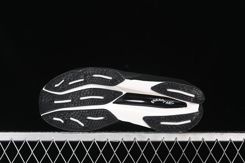 District Vision x New Balance FuelCell SuperComp Elite v4 - Black