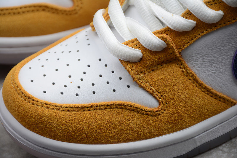 NikeSB dunk Low - Laser Orange