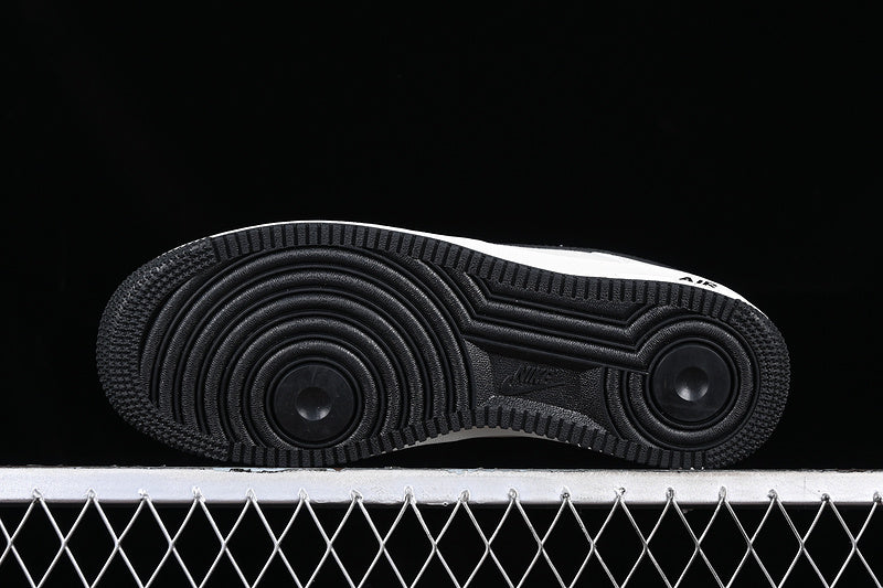 NikeMens Air Force 1 AF1 Low - Black/White