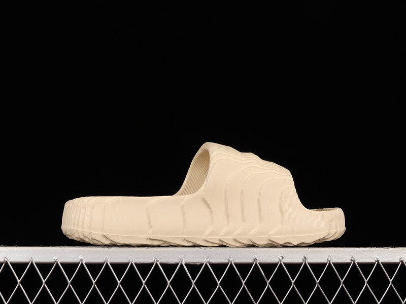 adidasUnisex Adilette 22 - BEIGE Slides