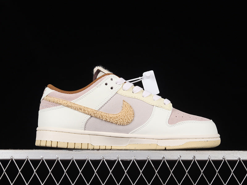NikeUnisex Dunk Low - Year of The Rabbit