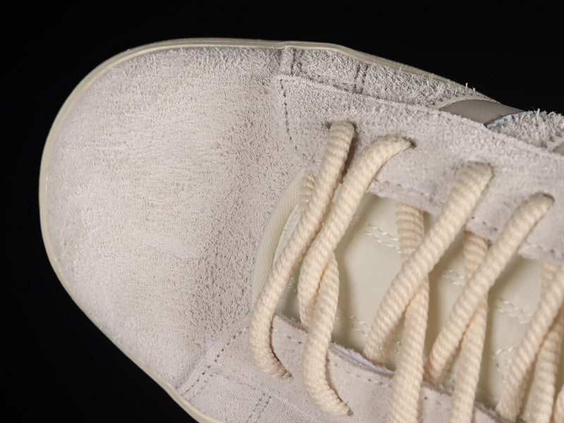 adidasUnisex Light Bad Bunny - Campus Cream