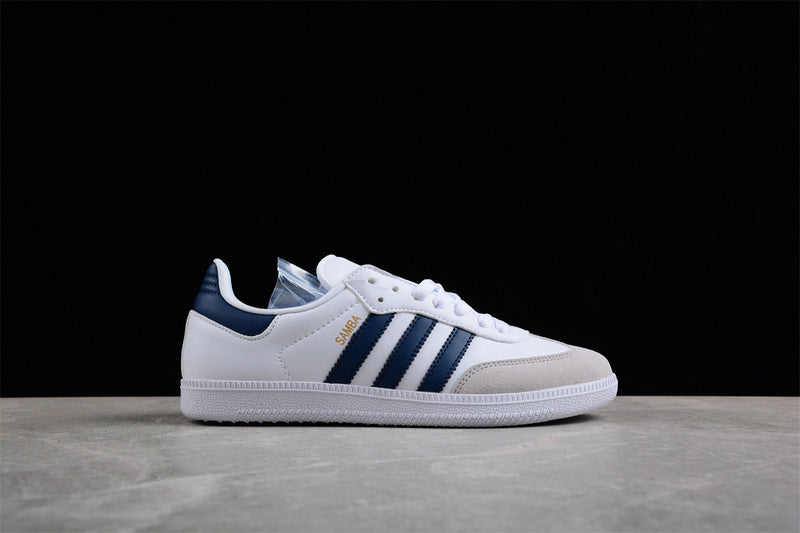 adidasMens Samba - White/Navy