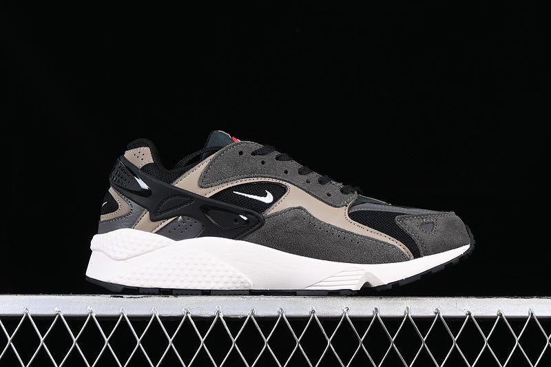 NikeUnisex Air Huarache Runner - Brown