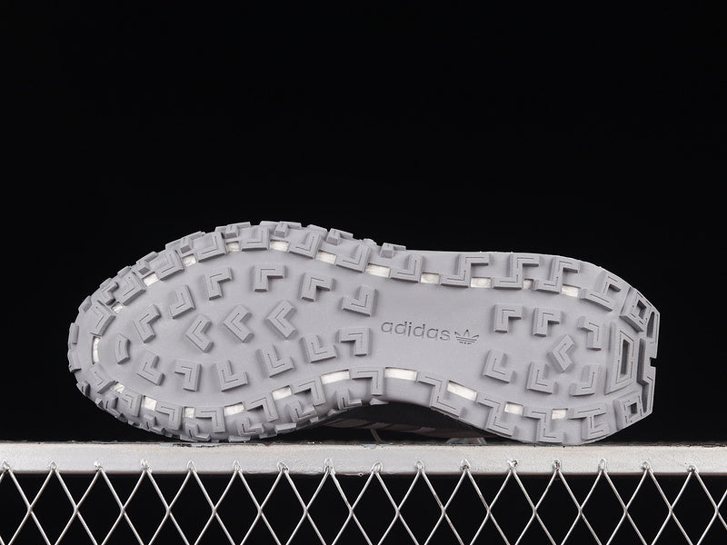 adidasUnisex Retropy E5 W.R.P. - Grey