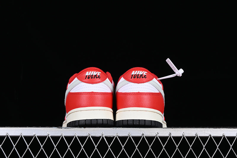 NikeMens Dunk Low Chicago - Split