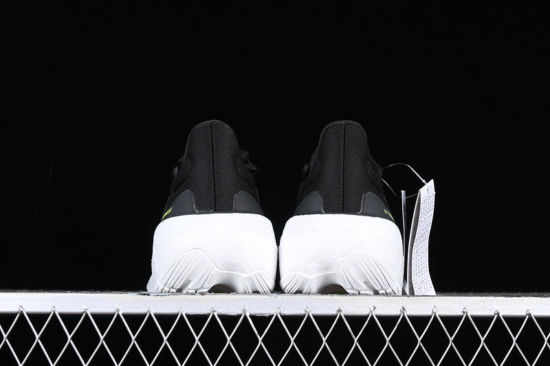adidasUnisex Ultraboost 23 - Light Black