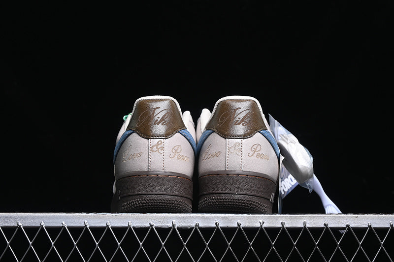 NikeUnisex Air Force 1 AF1 - Love Peace
