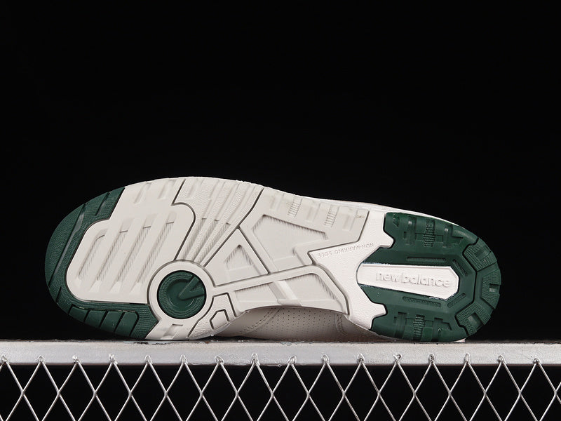 New Balancee 550 - Pine Green