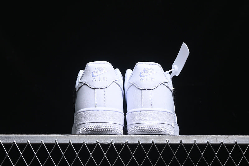 NikeUnisex Air Force 1 AF1 Low - Liquid Metal Swoosh