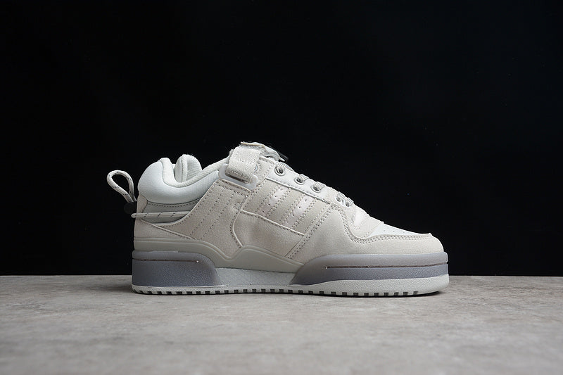 adidasWMNS Bad Bunny - Grey