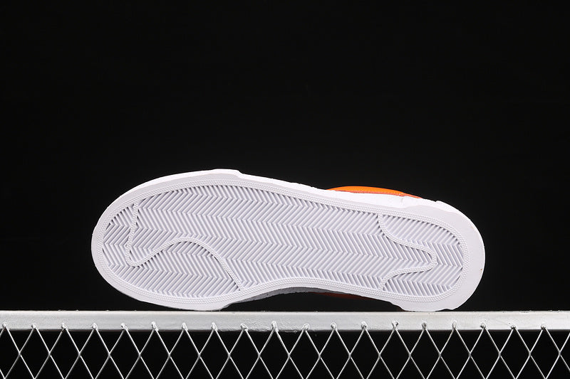 NikeMens Blazer Low x Sacai - Magma Orange