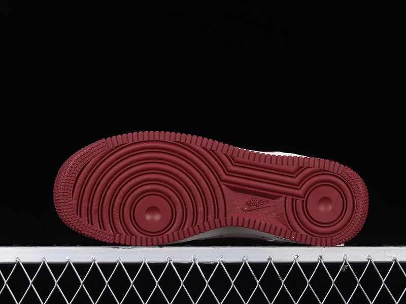 NikeUnisex Air Force 1 AF1 Low - Valentine's Day