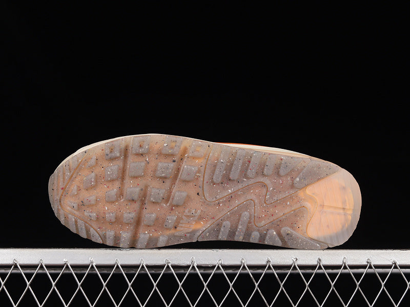 NikeUnisex Air Max 90 AM90 Terrascape - Fuel Orange