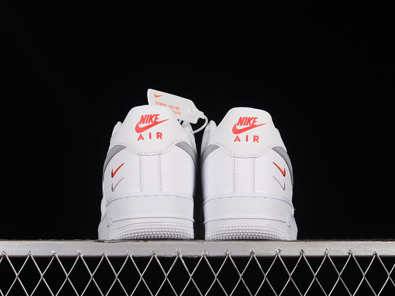 NikeUnisex Air Force 1 Low Double Swoosh - White Picante