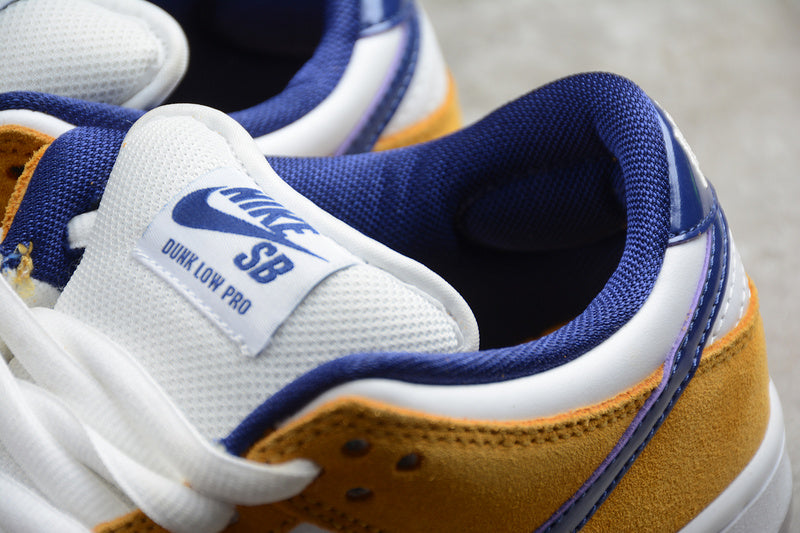 NikeSB dunk Low - Laser Orange