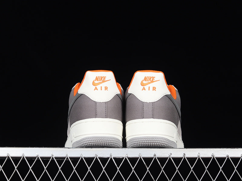 NikeUnisex Air Force 1 AF1 - Grey/Orange