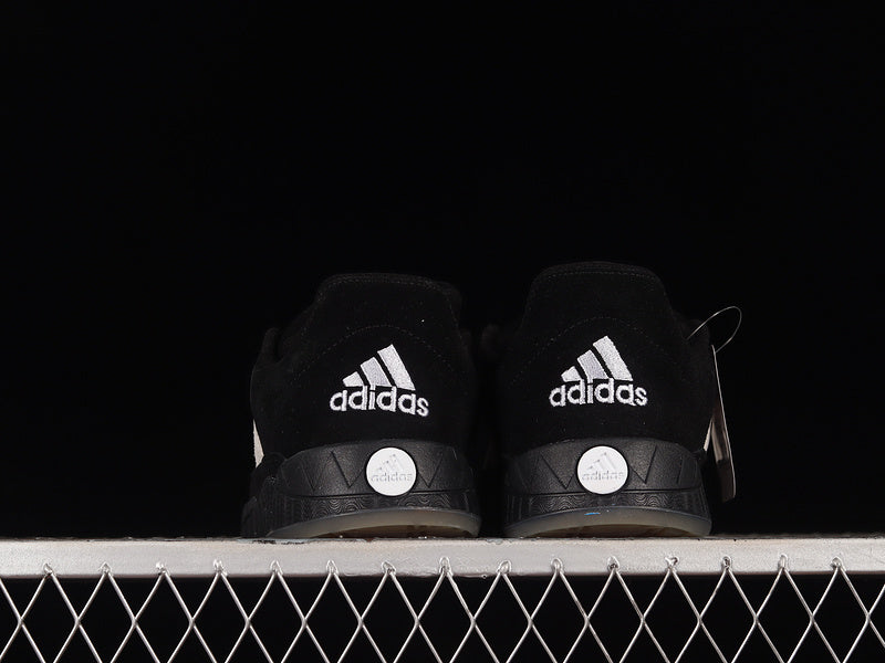 adidasUnisex Adimatic - Core Black/Crystal White