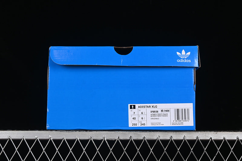 adidasUnisex Originals Adistar Xlg - Beige