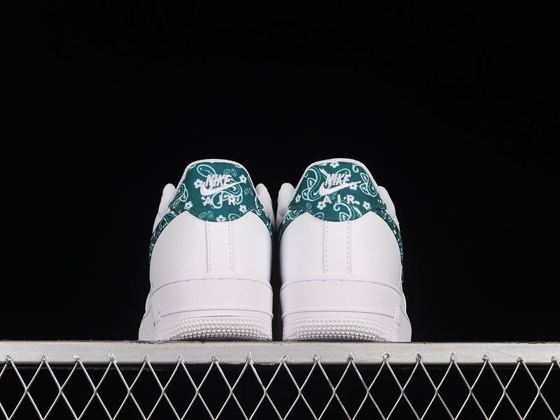 NikeWMNS Air Force 1 AF1 Low - Green Paisley