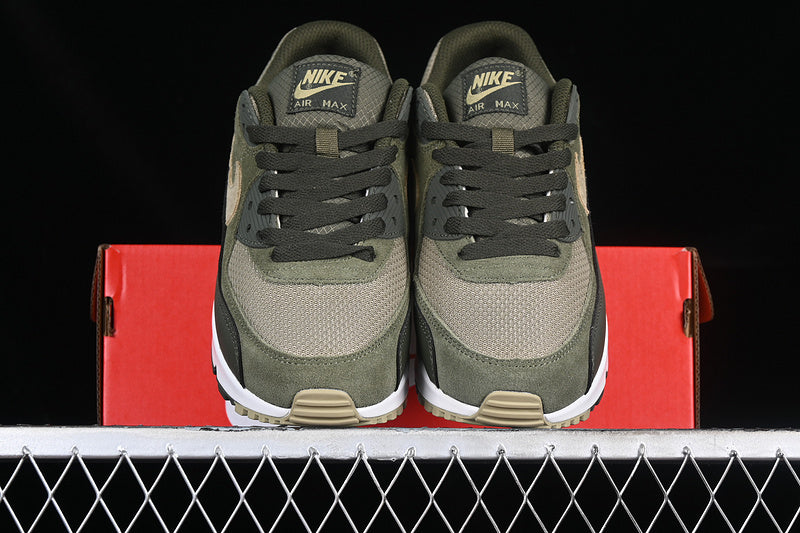 NikeMens Air Max 90 AM90 - Olive