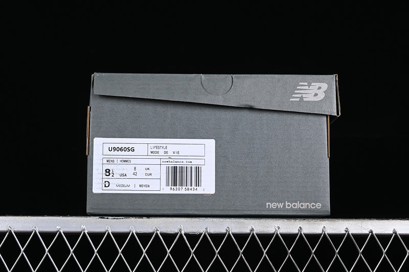 New Balance 9060 - Magnet