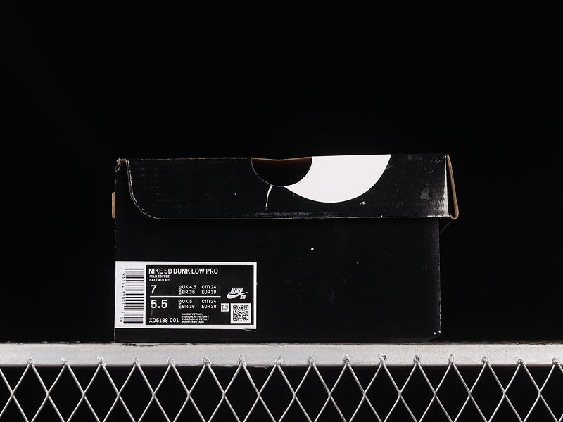 Supreme NikeSB Dunk Low - Milky White
