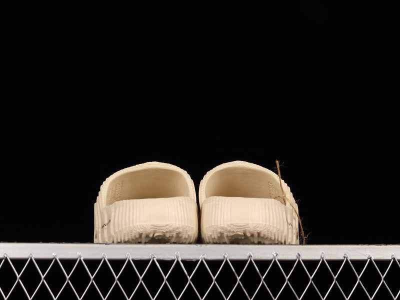 adidasUnisex Adilette 22 - BEIGE Slides