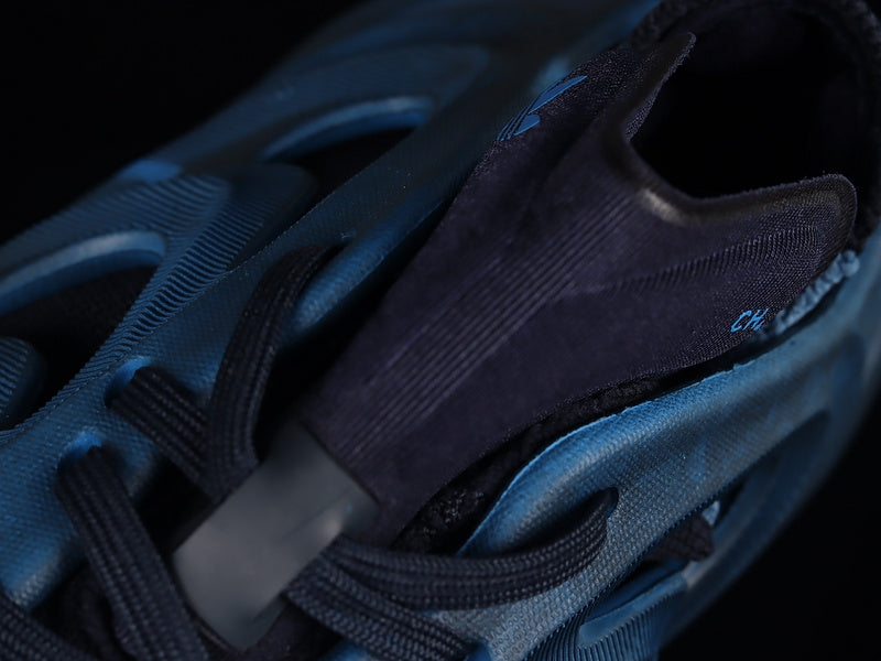 adidasMens adiFOM Q - Cosmic Way