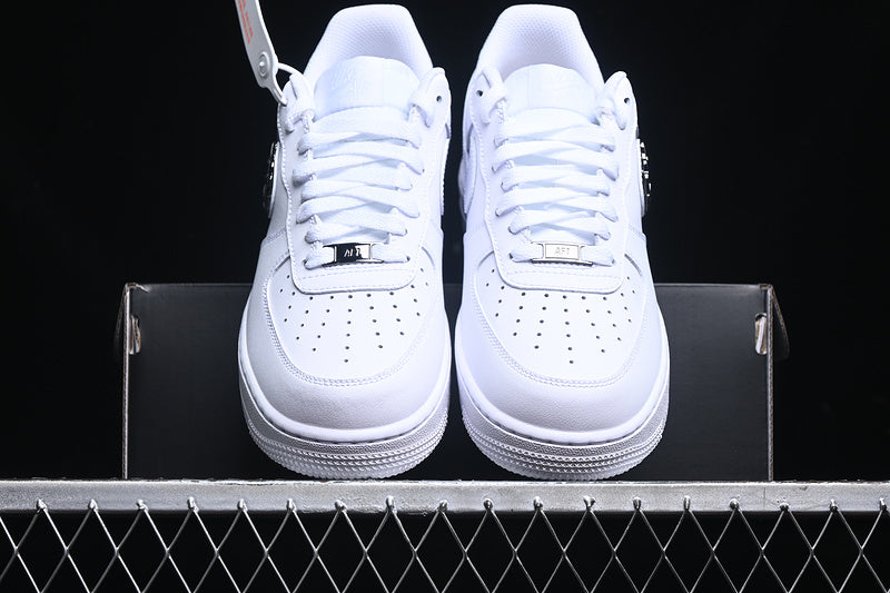 NikeUnisex Air Force 1 AF1 Low - Liquid Metal Swoosh