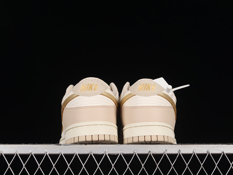 Unisex NikeSB Dunk Low Gold Swoosh - Phantom