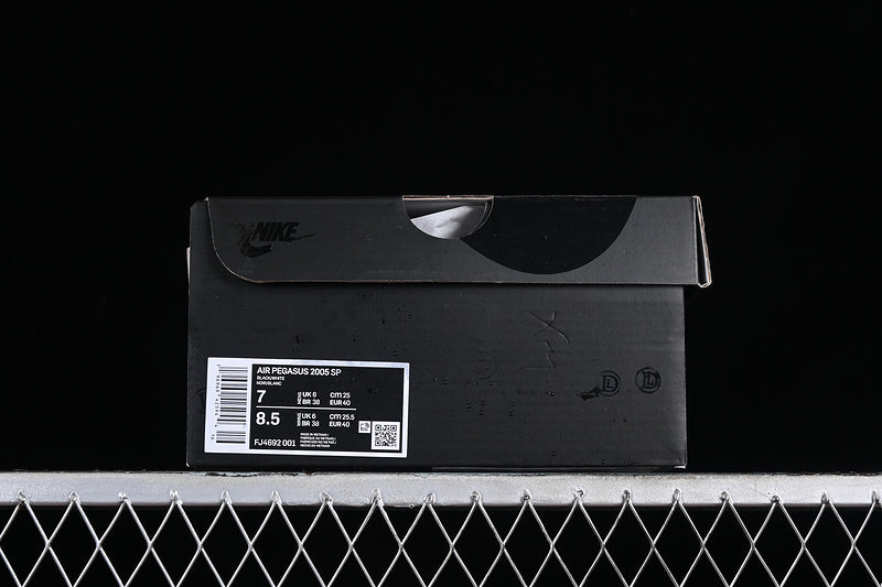 Comme des Garçons Homme Plus x NikeUnisex Air Pegasus 2K5 - Black