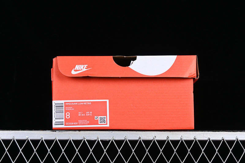 NikeMens Dunk Low Chicago - Split