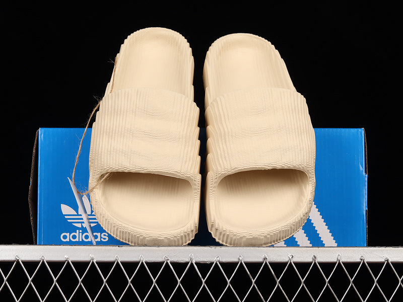 adidasUnisex Adilette 22 - BEIGE Slides