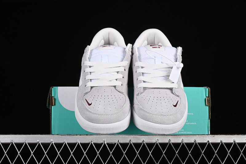 NikeUnisex SB Force 58 - Platinum Tint/Dark Red