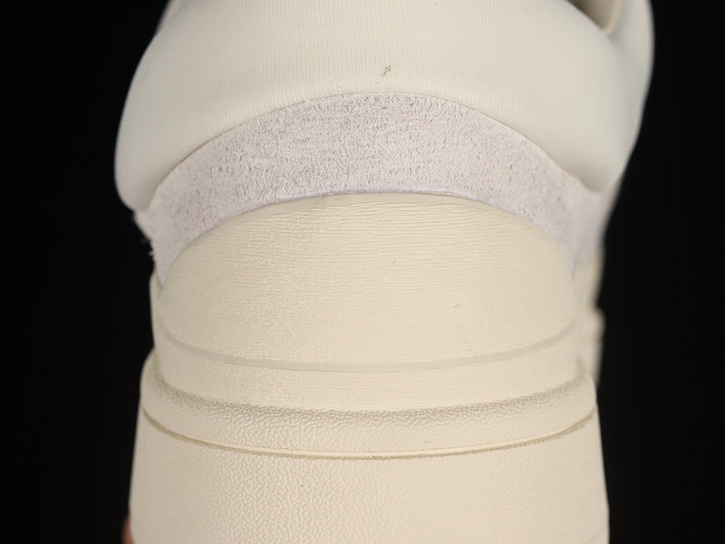 adidasUnisex Light Bad Bunny - Campus Cream