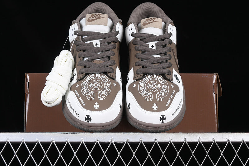 NikeSB Dunk Low - White/Brown