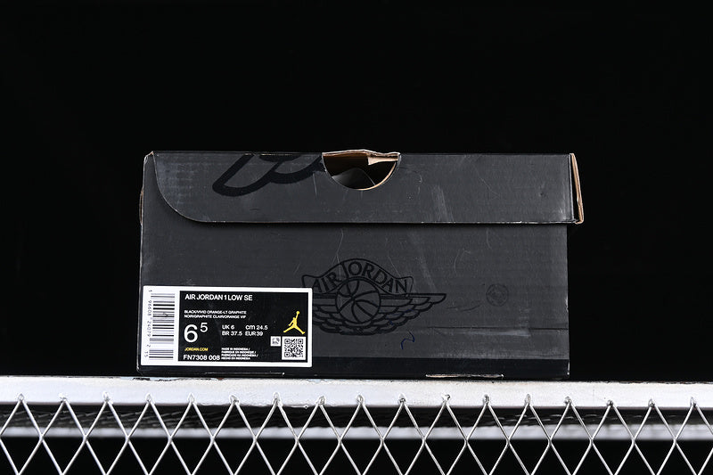 Air Jordan 1 AJ1 Low - Vivid Orange