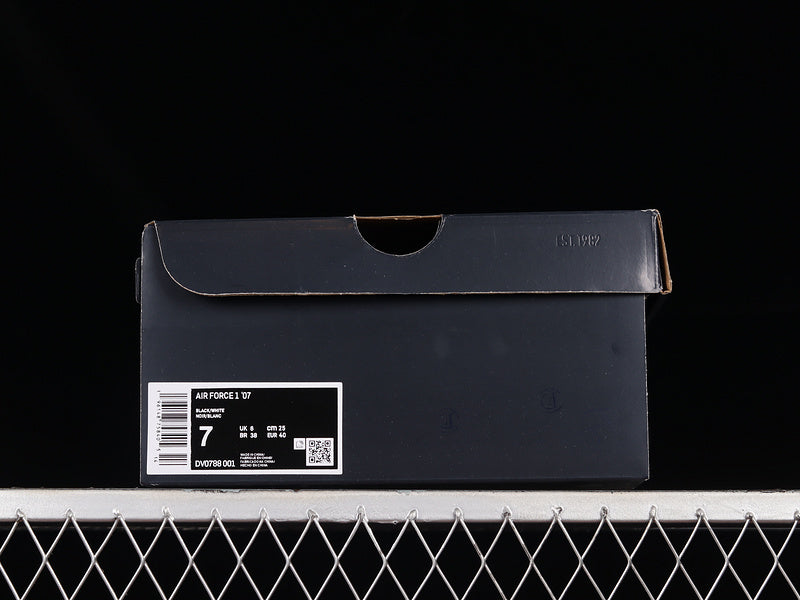 NikeUnisex Air Force 1 AF1 Low - Panda