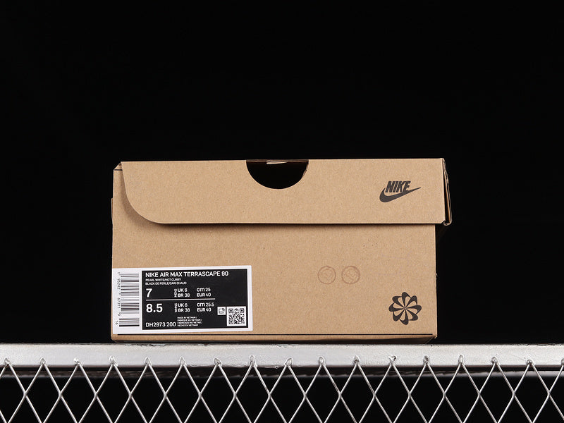 NikeUnisex Air Max 90 AM90 Terrascape - Fuel Orange