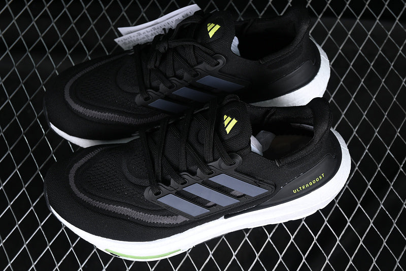 adidasUnisex Ultraboost 23 - Light Black