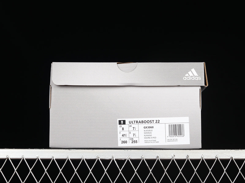 adidasMens UltraBoost 22 - Magic Grey