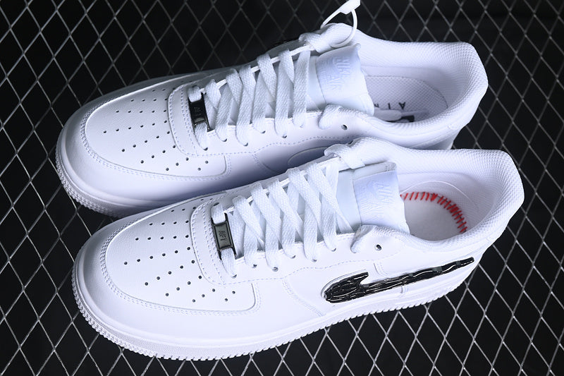 NikeUnisex Air Force 1 AF1 Low - Liquid Metal Swoosh