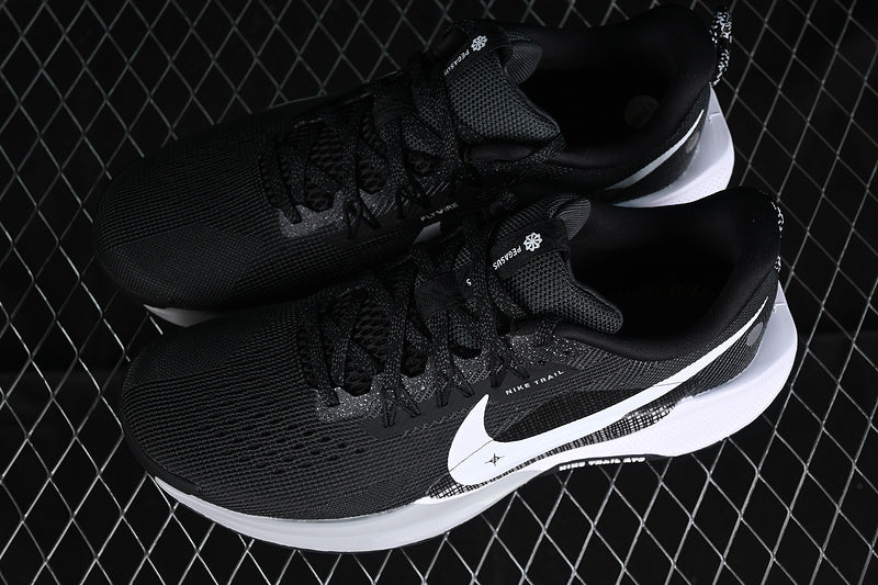 NikeUnisex React Pegasus Trail 5 - Wolf Grey/White