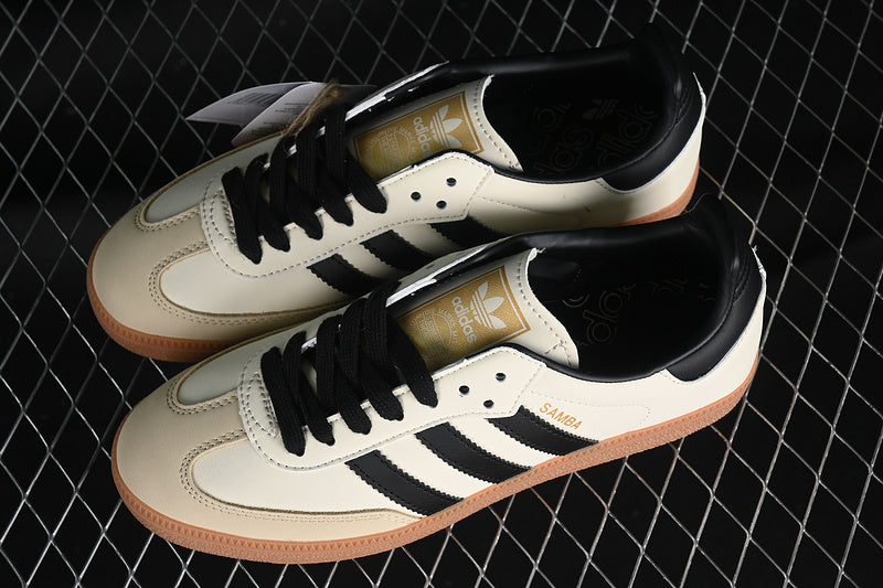 adidasUnisex Samba - Cream White